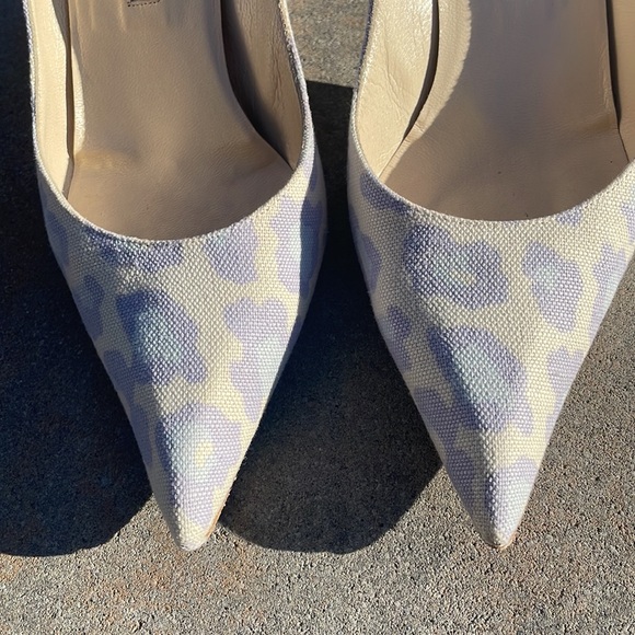 Manolo Blahnik Canvas Animal Print Pumps - Picture 2 of 11